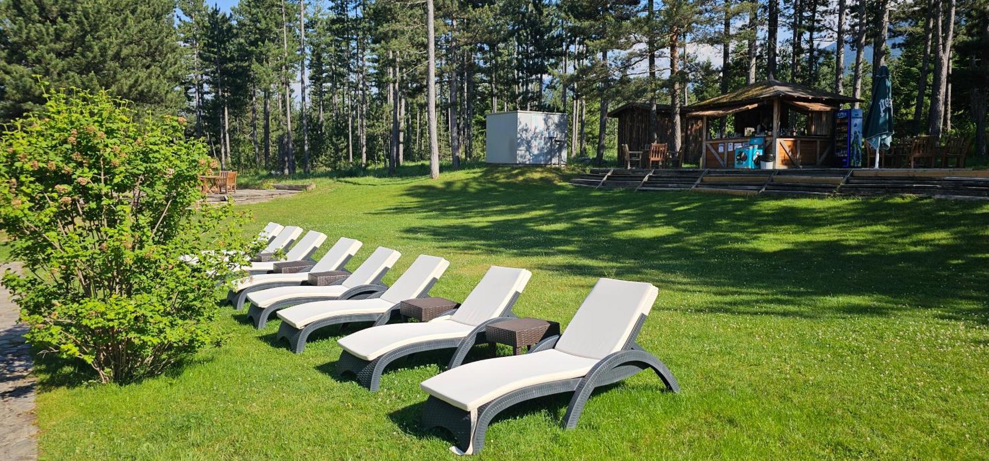 Green Peaks Suite In Pirin Golf & County Club Razlog Esterno foto