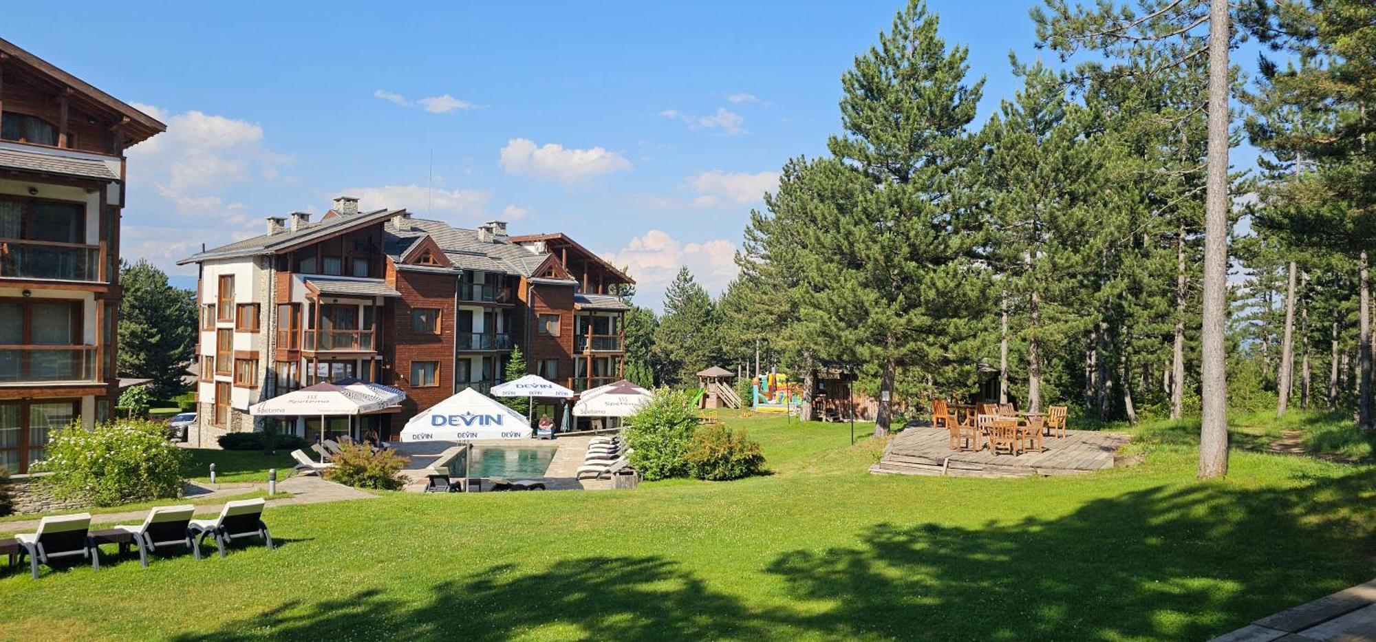 Green Peaks Suite In Pirin Golf & County Club Razlog Esterno foto